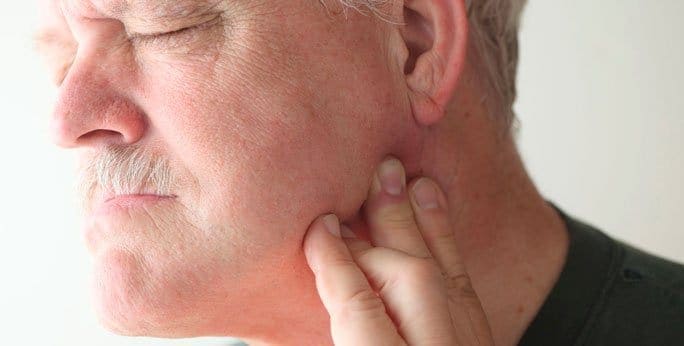 Managing-TMJ-pain-with-physiotherapy