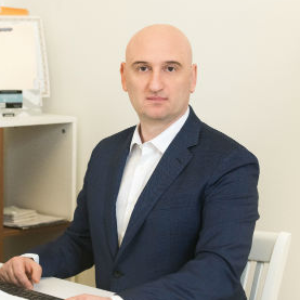 Dr. Lev Kalika